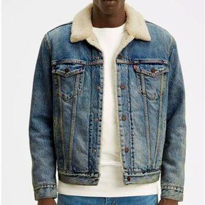 Levis Sherpa Jacket Denim Trucker Jacket Blue Light Wash Size XL